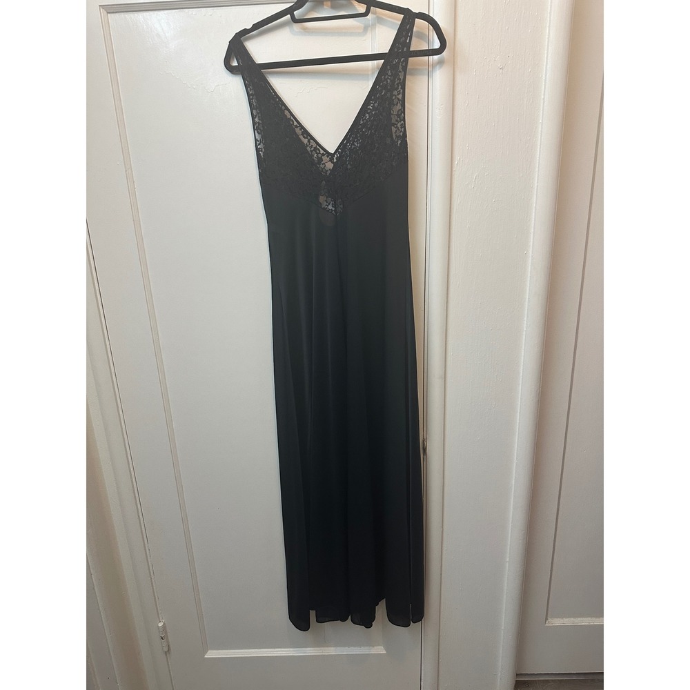 VTG Olga Black Lace Nightgown 9635 Nylon Maxi Sleep Dress Made in USA S Sz 34